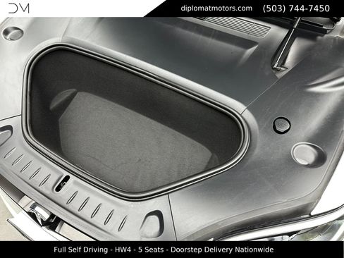 Used 2024 Tesla Model S image 44