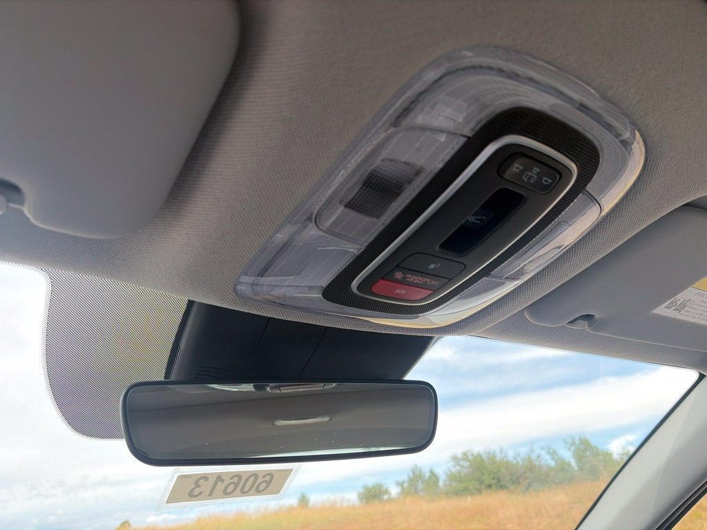 Certified 2025 Hyundai Elantra Limited FWD image 34