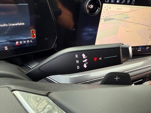 New 2026 Chevrolet Suburban RST image 15