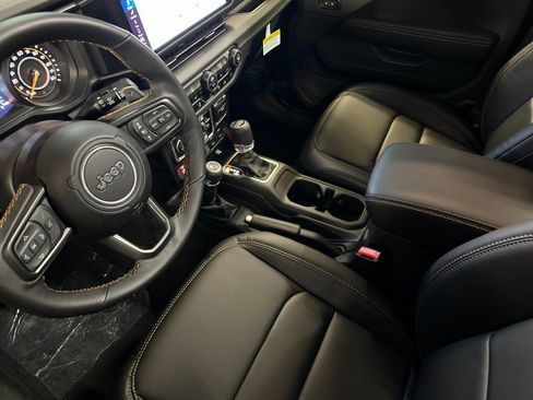 New 2024 Jeep Wrangler Unlimited Rubicon 392 image 9