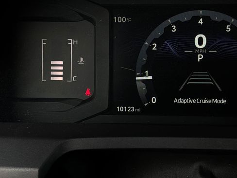 Used 2025 Toyota Tacoma SR5 AWD/4WD image 41