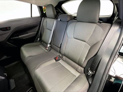 Used 2024 Subaru Crosstrek 2.0i Premium image 20