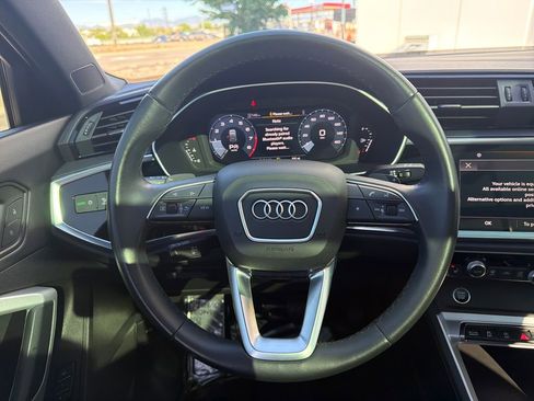 Used 2023 Audi Q3 2.0T Premium w/ Convenience Package AWD/4WD image 15