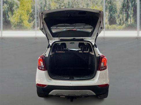 Used 2020 Buick Encore Preferred w/ Safety Package FWD image 13