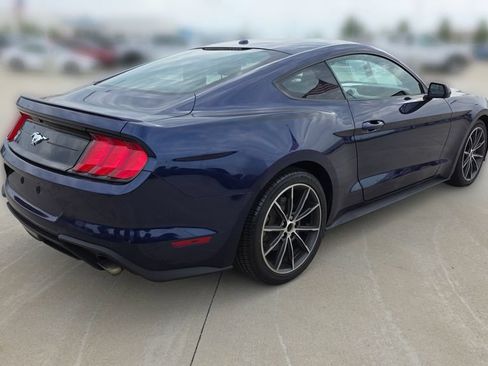 Used 2018 Ford Mustang Coupe w/ Equipment Group 101A RWD image 5