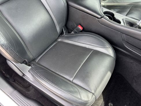 Used 2015 Dodge Challenger R/T Plus RWD image 47