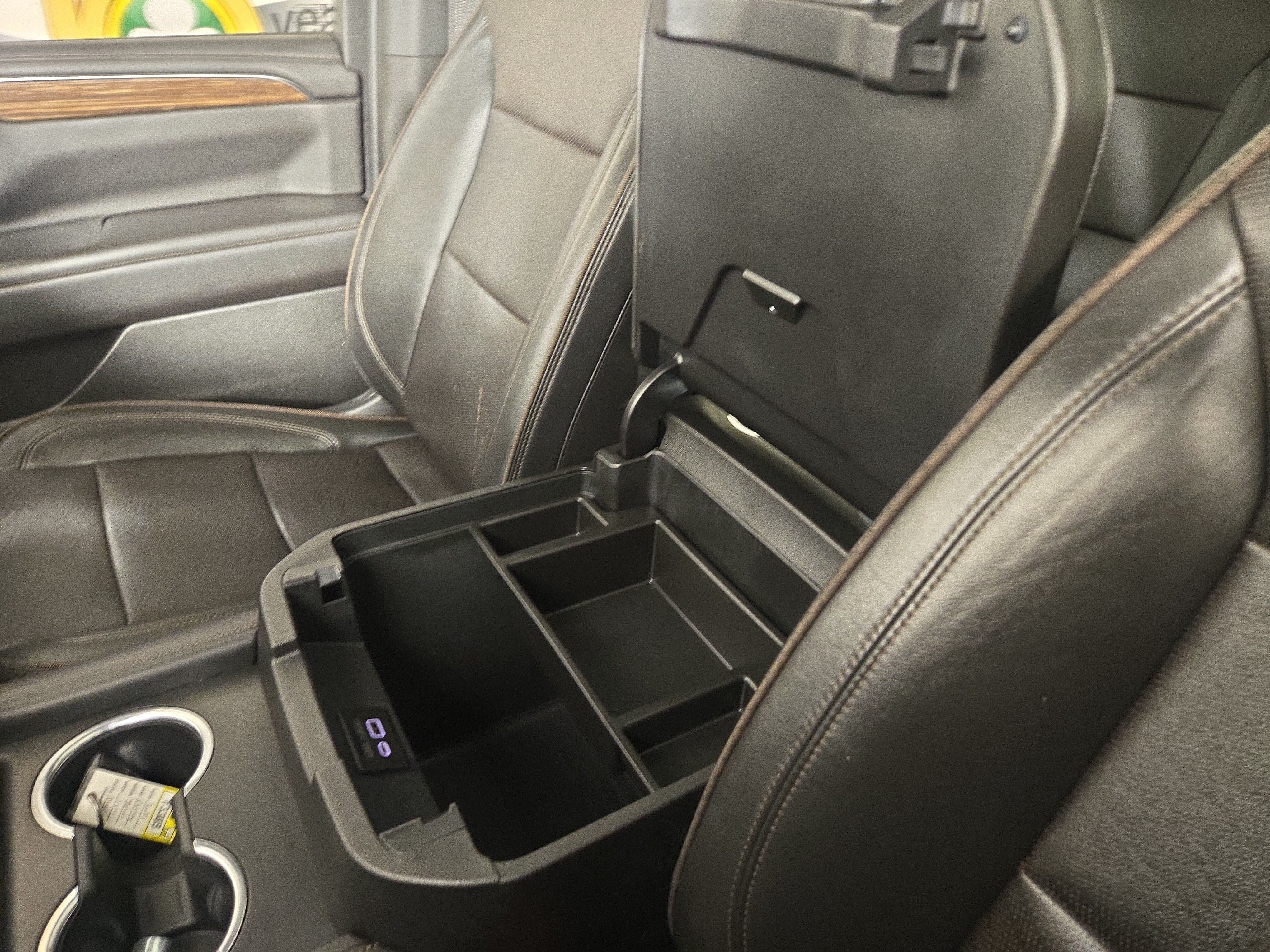 Used 2021 Chevrolet Tahoe High Country w/ Premium Package AWD/4WD image 27