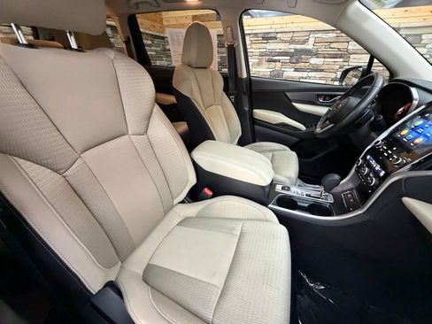 Used 2022 Subaru Ascent Premium w/ Convenience Package AWD/4WD image 16