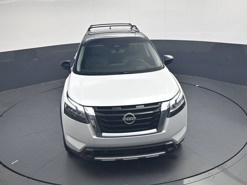 Used 2025 Nissan Pathfinder Platinum FWD image 39