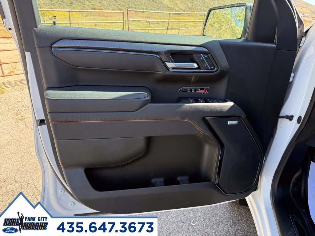 Used 2025 GMC Sierra 1500 AT4 AWD/4WD image 14