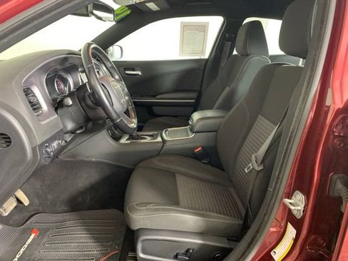 Used 2019 Dodge Charger SXT w/ Cold Weather Package AWD/4WD image 17