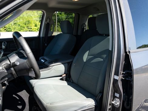 Used 2015 RAM 1500 Tradesman w/ Popular Equipment Group AWD/4WD image 15