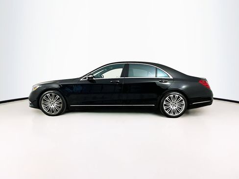 Used 2020 Mercedes-Benz S 560 Sedan image 4