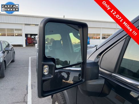 Used 2025 Chevrolet Silverado 3500 LTZ w/ LTZ Convenience Package image 14