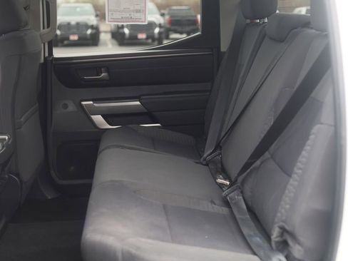 Used 2022 Toyota Tundra SR5 w/ SR5 Convenience Package AWD/4WD image 25