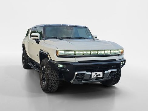Used 2024 GMC Hummer EV 2X w/ Extreme Off-Road Package AWD/4WD image 2