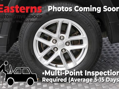 Used 2022 Jeep Grand Cherokee L Laredo w/ Luxury Tech Group I AWD/4WD image 8