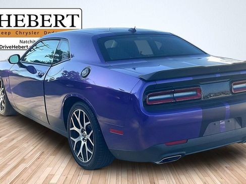 Used 2023 Dodge Challenger R/T Scat Pack RWD image 9