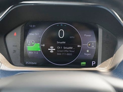 Used 2022 Chevrolet Bolt EUV Premier image 42