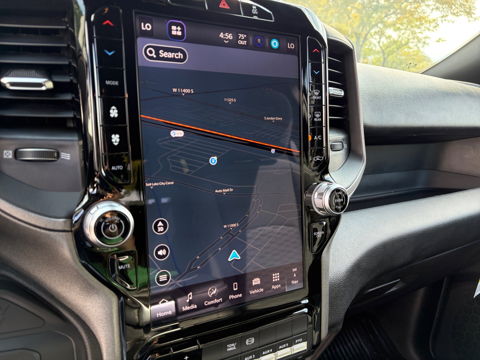 New 2026 RAM 3500 Tradesman AWD/4WD image 12