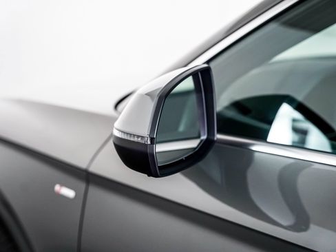 Certified 2025 Audi Q5 2.0T Premium Plus w/ Premium Plus Package image 26