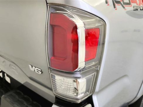 Used 2023 Toyota Tacoma TRD Sport AWD/4WD image 15