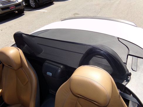 Used 2011 Mercedes-Benz SLK 300 image 35