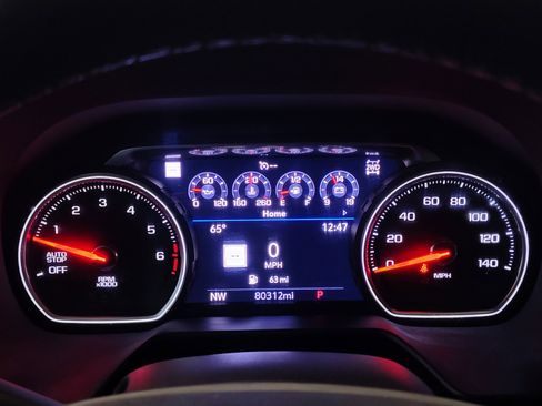 Used 2021 Chevrolet Suburban Z71 w/ Z71 Off-Road Package image 21