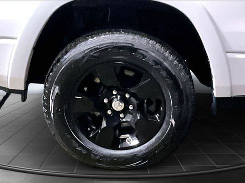 Used 2025 RAM 1500 Big Horn image 36