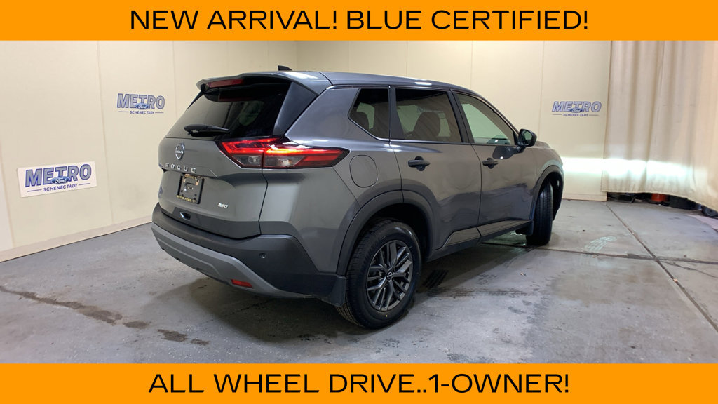 Used 2023 Nissan Rogue S AWD/4WD image 3