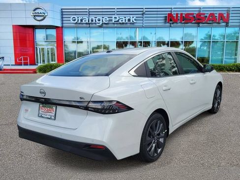 New 2026 Nissan Sentra SL w/ Floor Mat Package FWD image 2