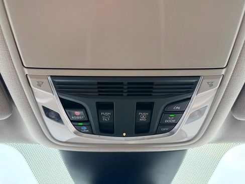 Certified 2023 Acura MDX SH-AWD w/ Technology Package image 23