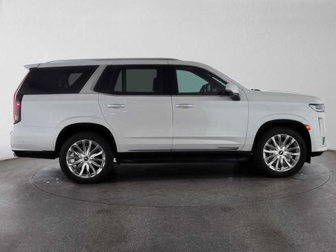 Used 2024 Cadillac Escalade Premium Luxury w/ LPO, Floor Liner Package AWD/4WD image 6