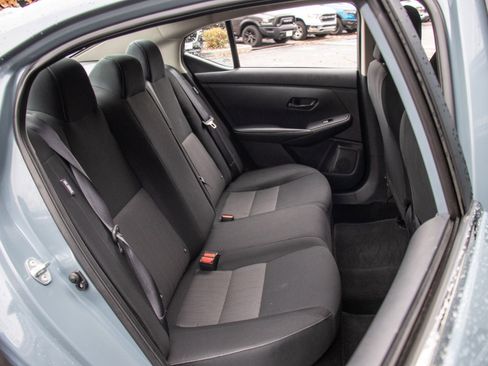 Used 2024 Nissan Sentra SV image 23