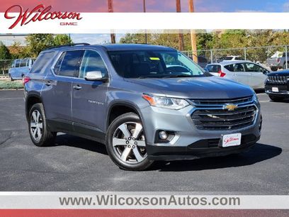 Used 2021 Chevrolet Traverse LT w/ LT Premium Package