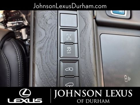 New 2025 Lexus LX 700h Overtrail image 14