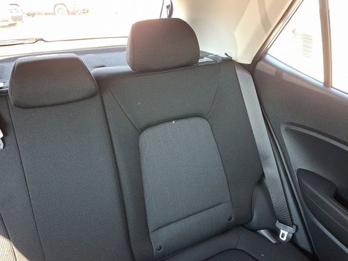 New 2025 Hyundai Venue SE image 14