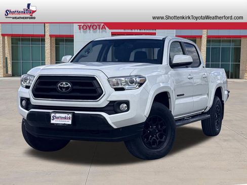 Used 2020 Toyota Tacoma SR5 image 1