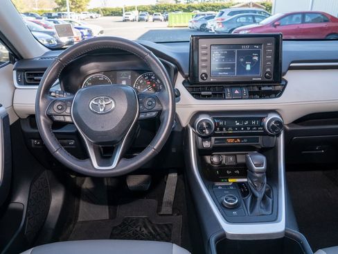 Certified 2022 Toyota RAV4 XLE Premium image 6
