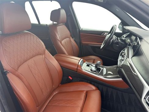 Used 2023 BMW X5 M50i w/ Executive Package image 17