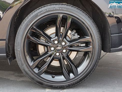 Used 2019 Ford Edge ST w/ Equipment Group 401A AWD/4WD image 26