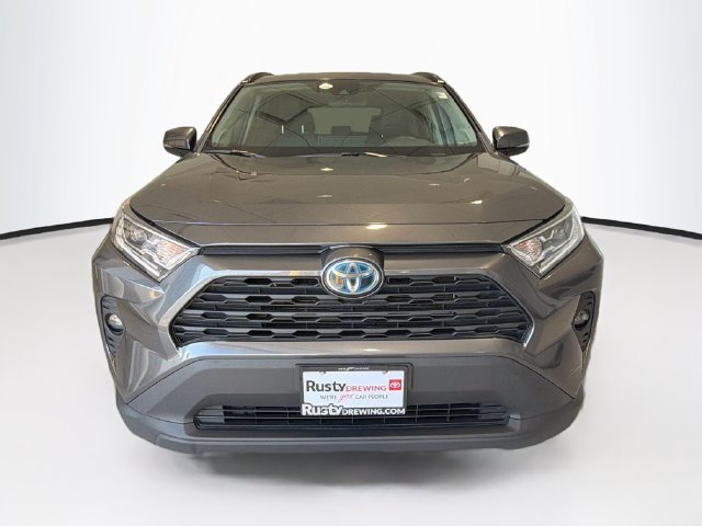 Used 2021 Toyota RAV4 XLE Premium AWD/4WD image 2