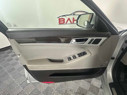 Used 2017 Genesis G80 3.8 w/ Option Group 02 image 15