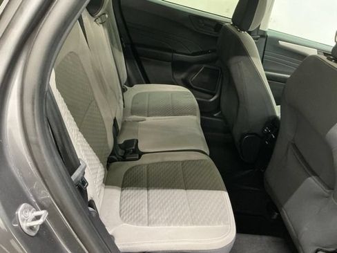 Used 2022 Ford Escape SE w/ Convenience Package FWD image 17