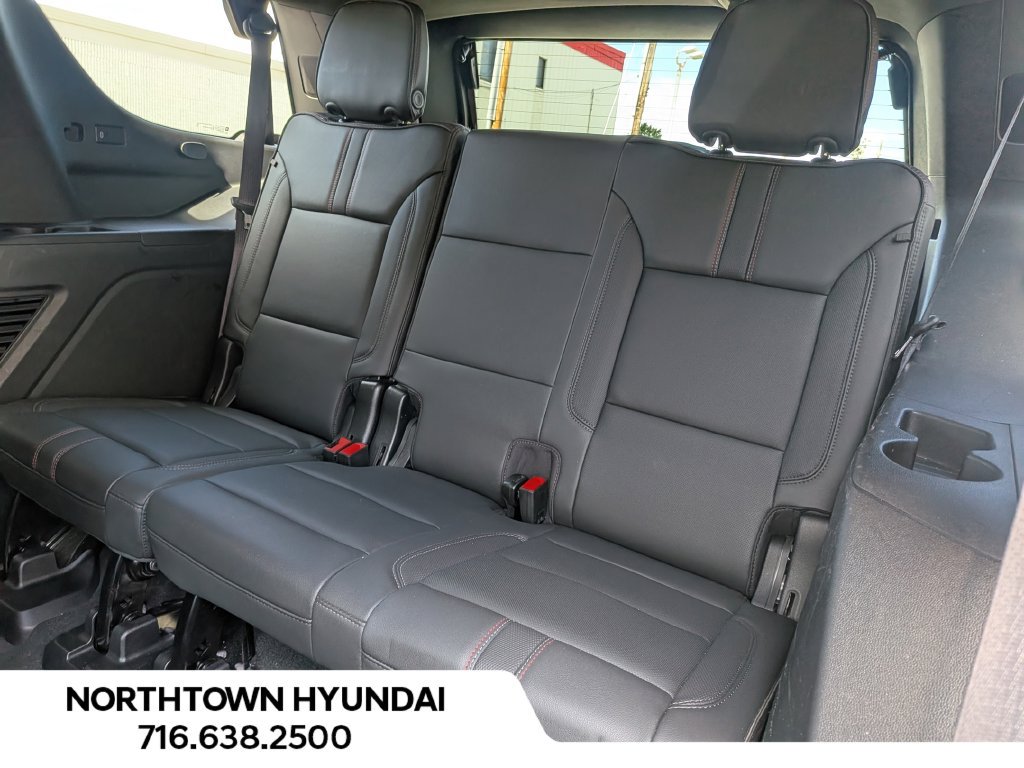 Used 2022 Chevrolet Tahoe RST w/ Luxury Package AWD/4WD image 31