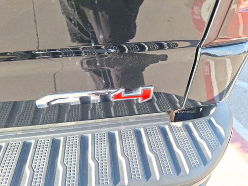 Used 2023 GMC Sierra 1500 AT4 w/ Technology Package image 12