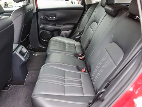 Certified 2025 Honda HR-V EX-L image 8