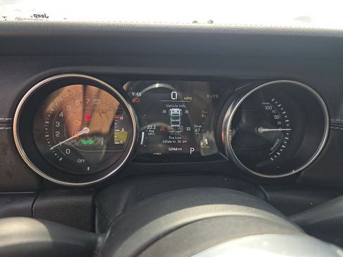 Used 2022 Jeep Wrangler Unlimited Sahara w/ Cold Weather Group AWD/4WD image 2