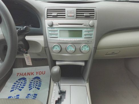 Used 2007 Toyota Camry LE image 12