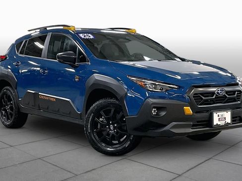 Used 2025 Subaru Crosstrek 2.5i Wilderness AWD/4WD image 4